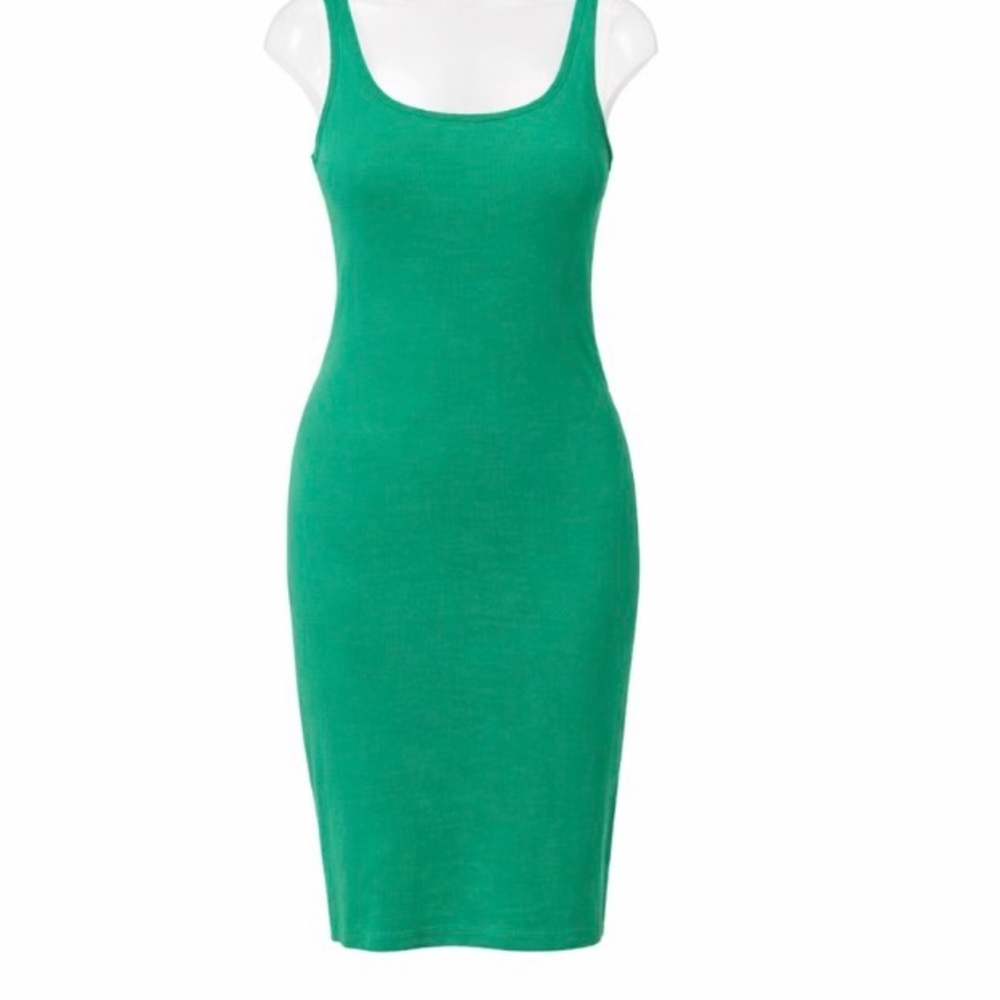 Elegant Green Sleeveless Dress